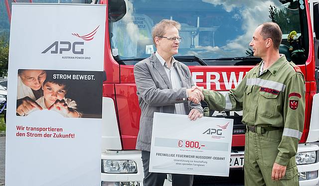 Austrian Power Grid AG (APG) unterstützt die Freiwillige Feuerwehr Nussdorf- Debant