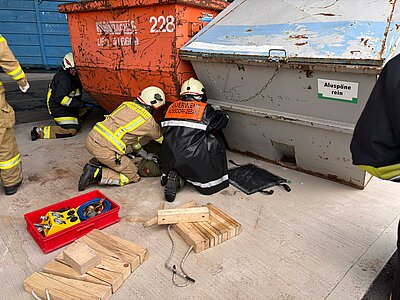 Rettungsübung im Liebherrwerk Lienz