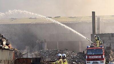 Großbrand Abfallwirtschafs<br>zentrum Nußdorf-Debant