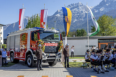 Feierliche Fahrzeugsegnung im Rahmen der 130-Jahr-Feier